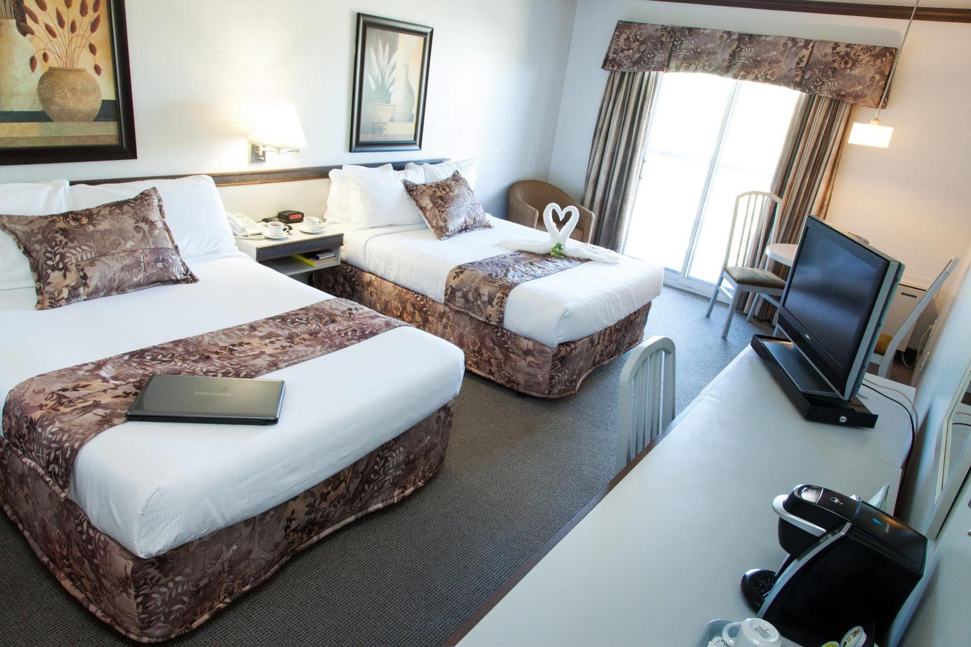 Hotel Le Floral Sherbrooke Luaran gambar