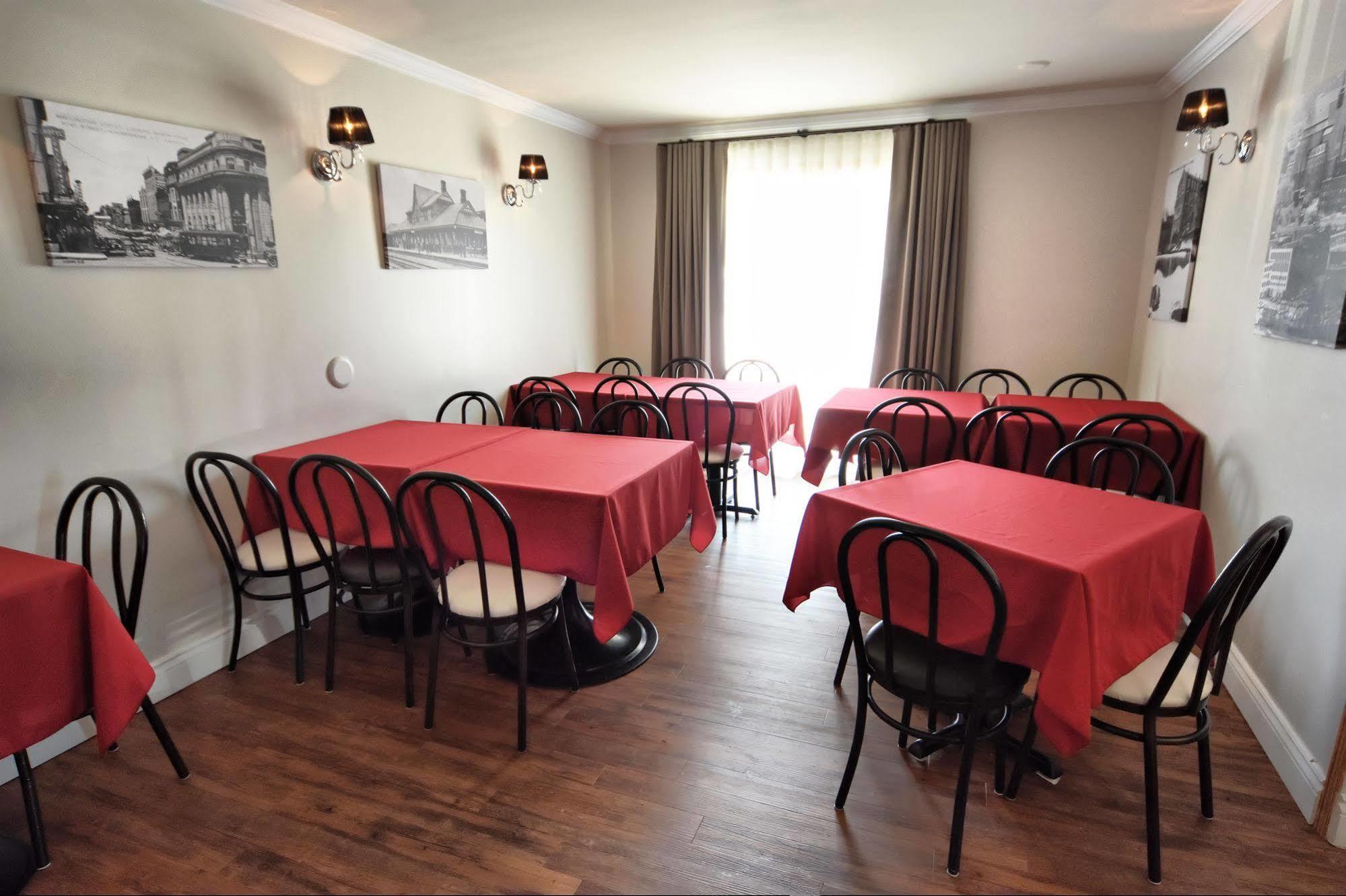 Hotel Le Floral Sherbrooke Luaran gambar
