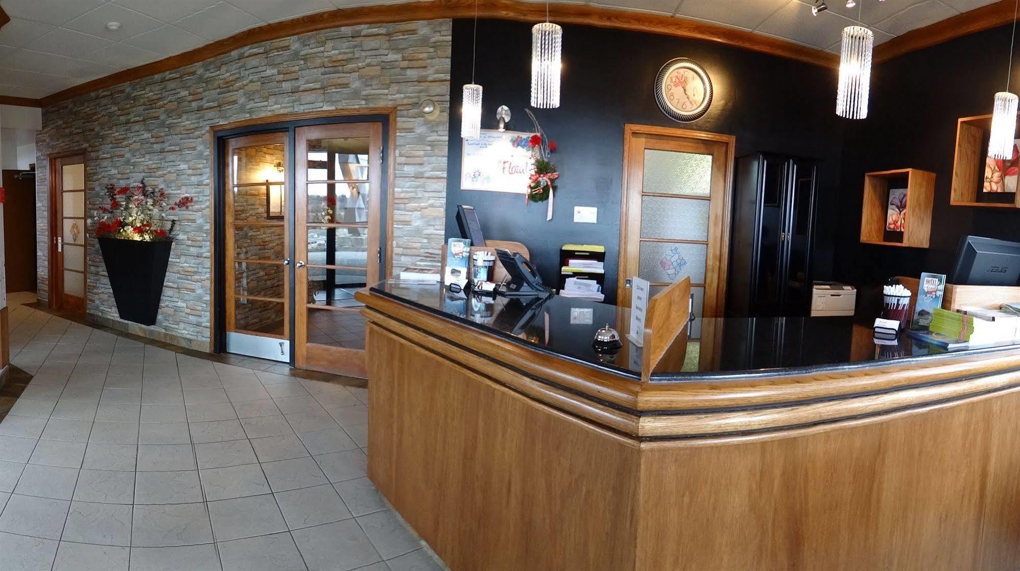 Hotel Le Floral Sherbrooke Luaran gambar